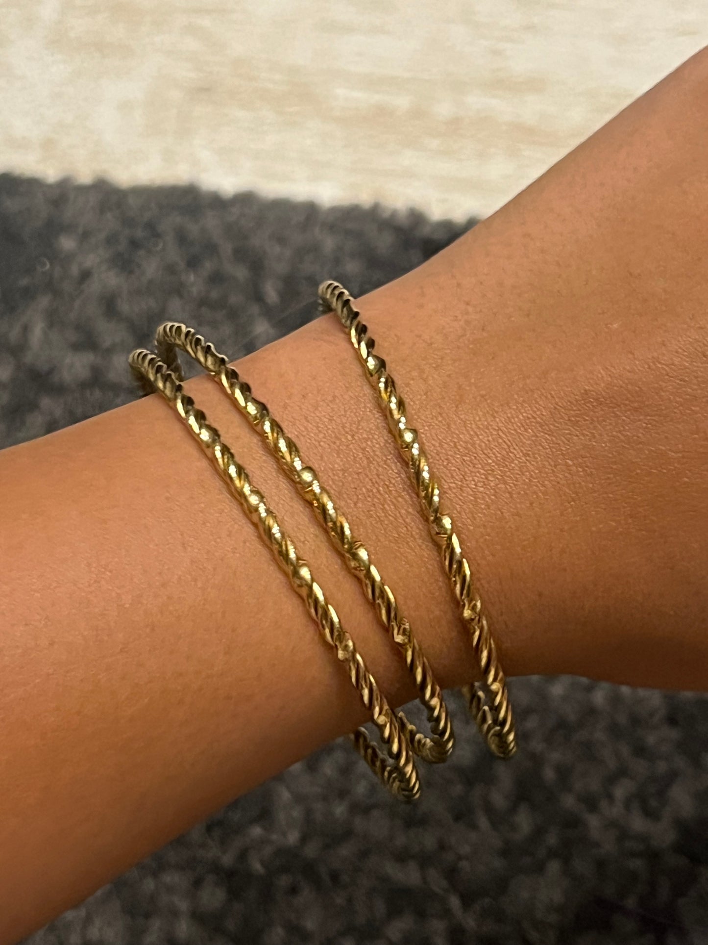 Diana ring