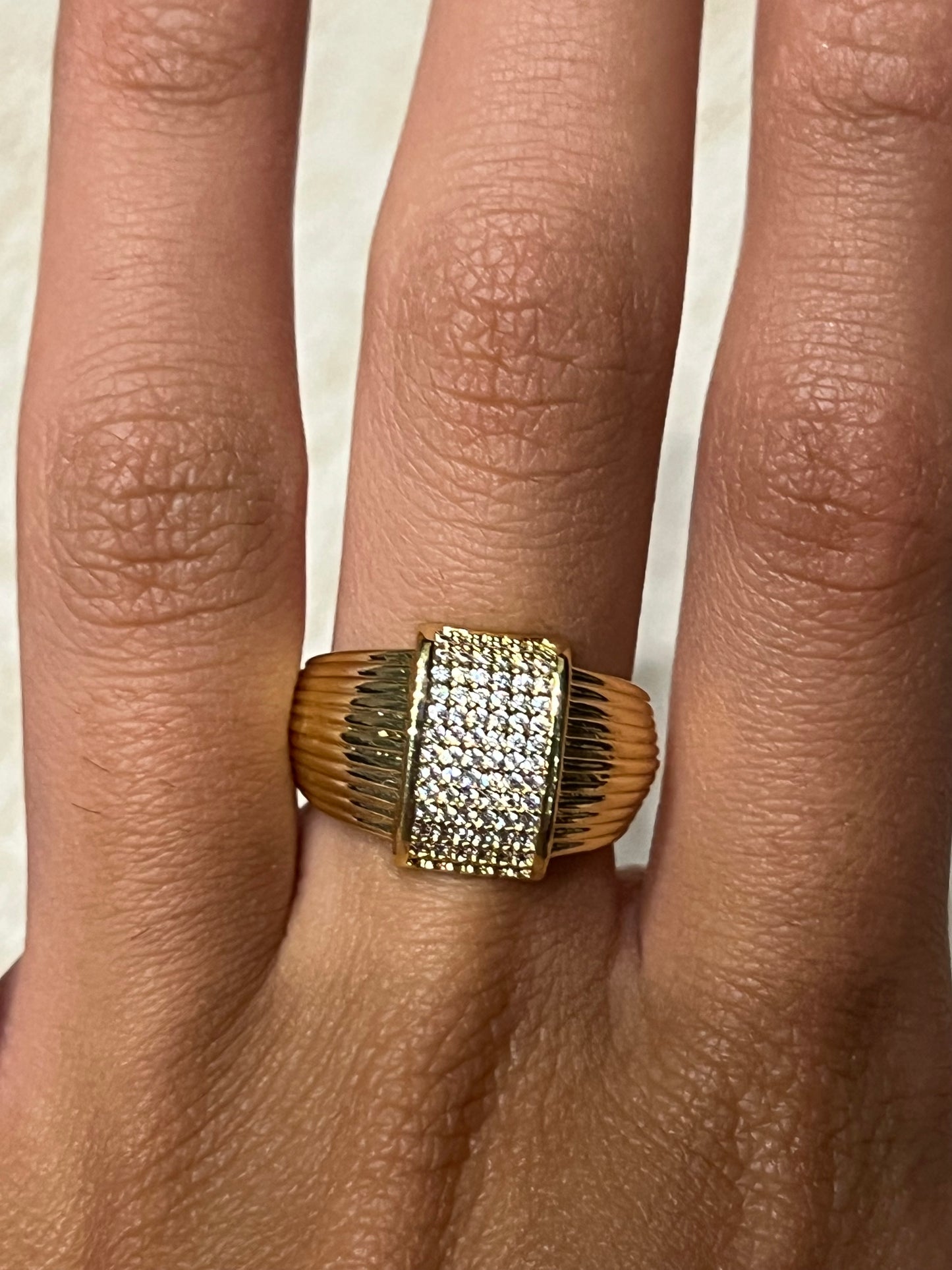 Diana ring