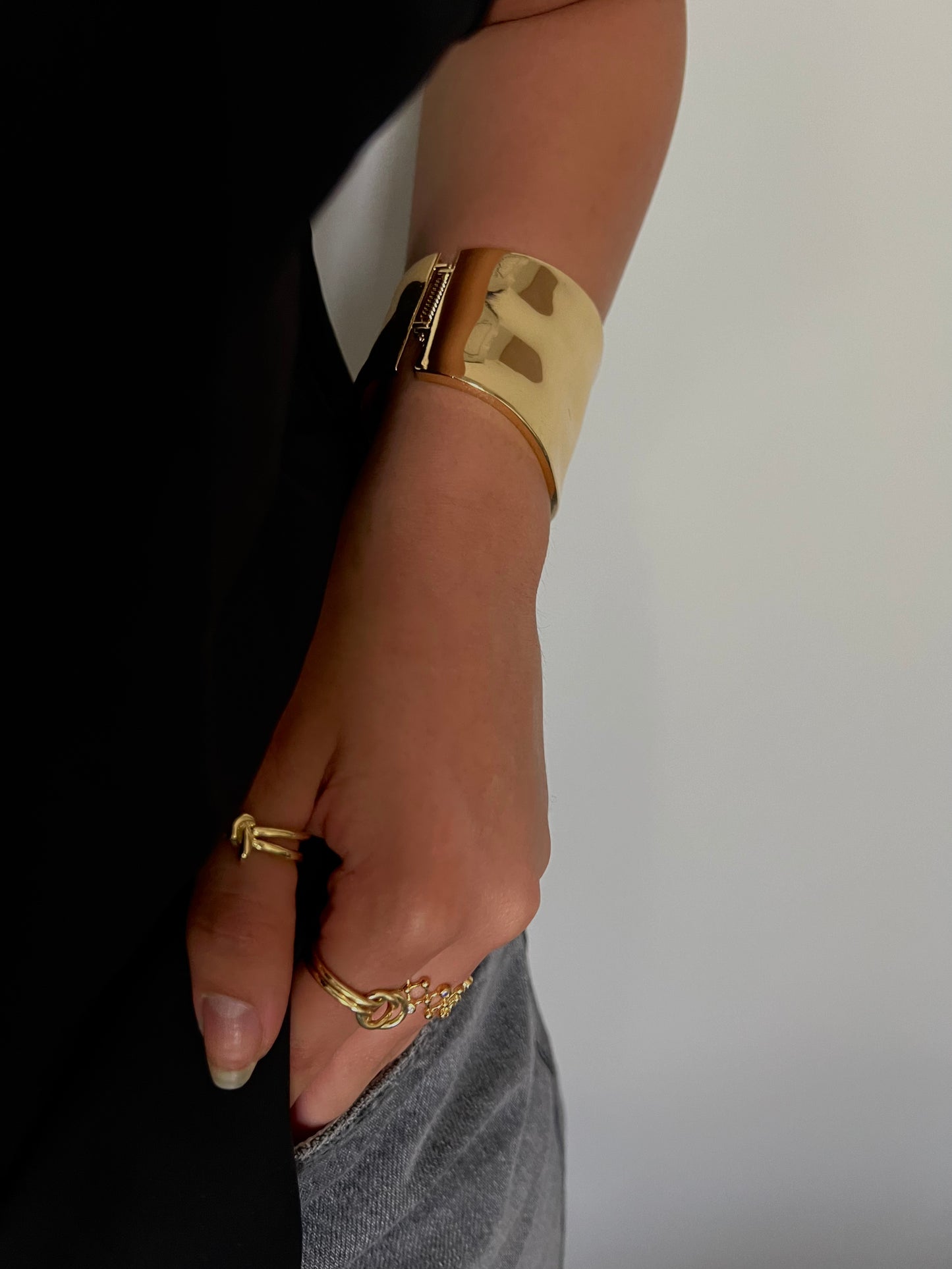 Beirut cuff